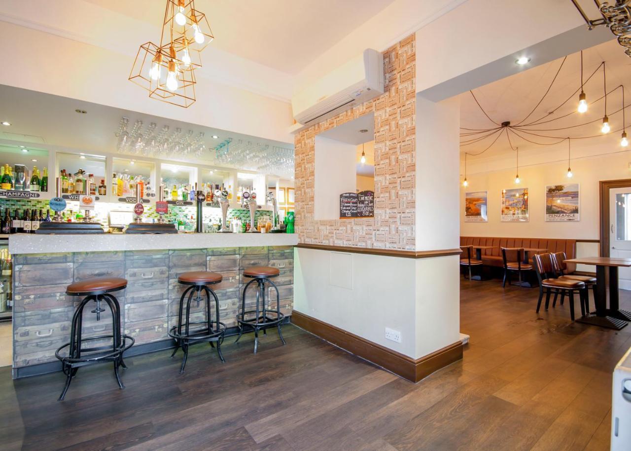 The Highworth Hotel Swindon Exterior foto