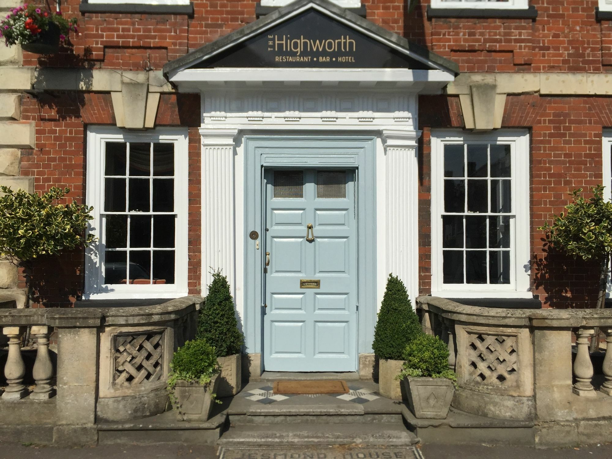 The Highworth Hotel Swindon Exterior foto